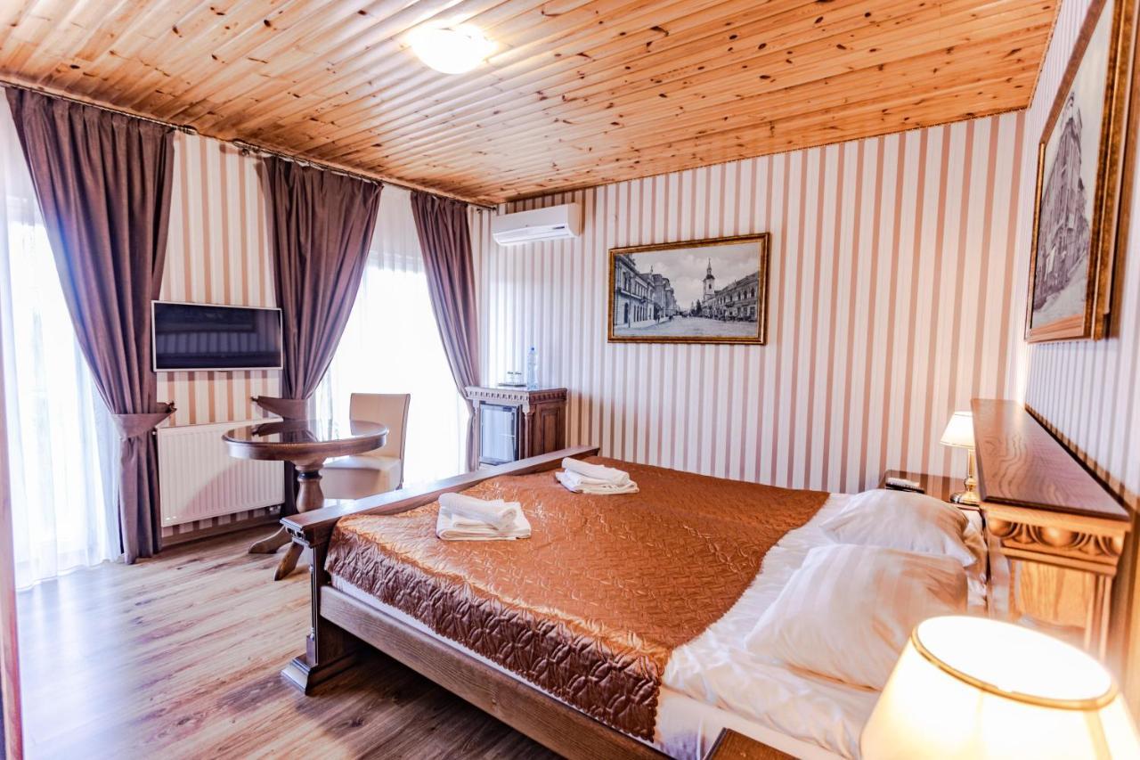 Guest House Villa Lamperti Dyyda Bagian luar foto