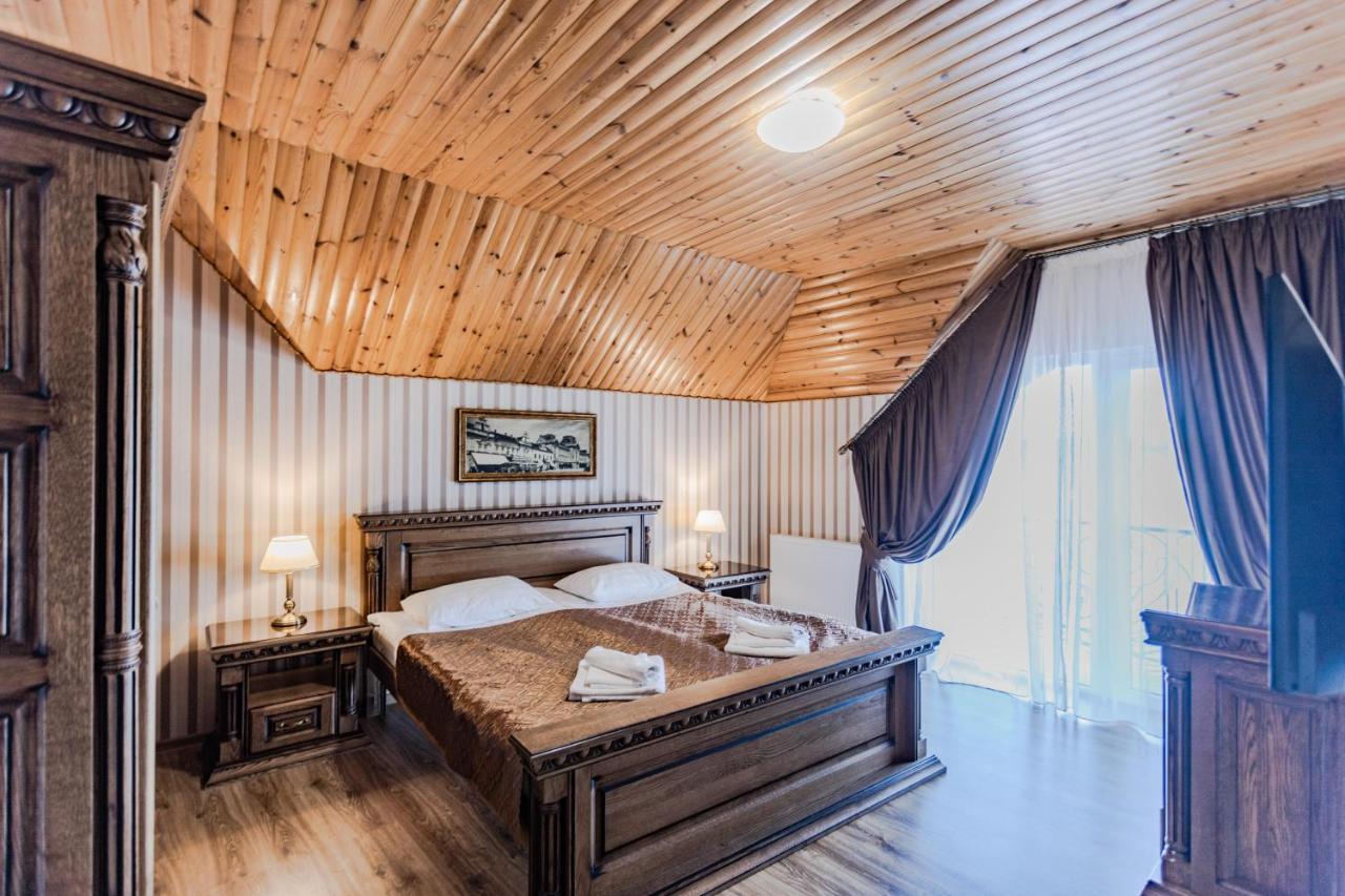 Guest House Villa Lamperti Dyyda Bagian luar foto